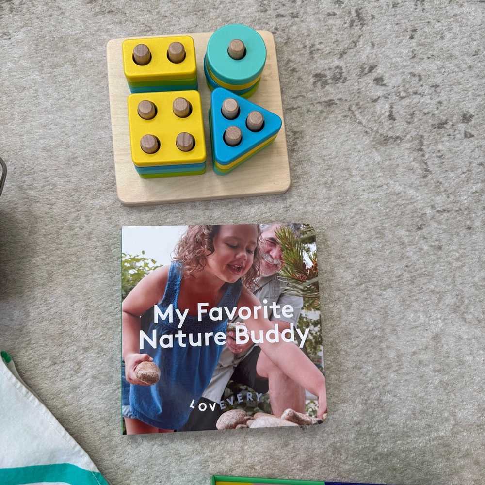 Lovevery The Enthusiast 28 29 30 Month Playkit - Picture 4 of 8